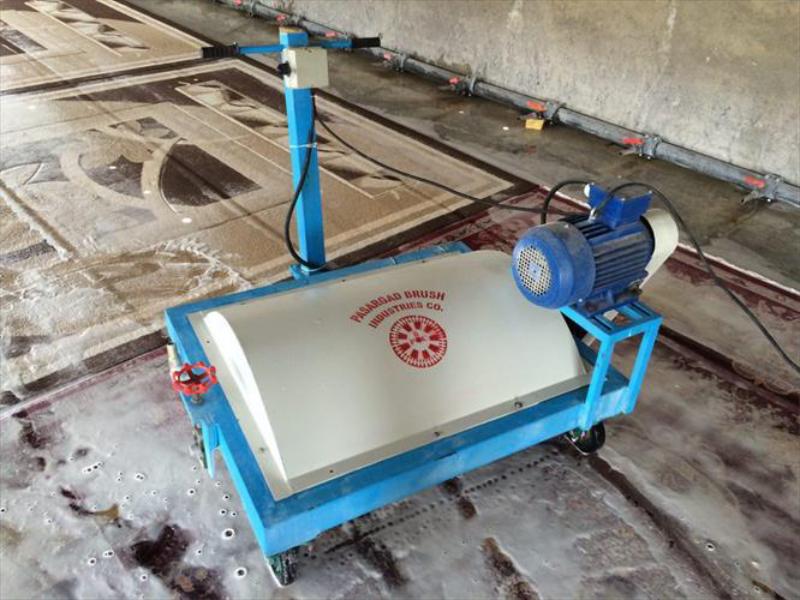 ریشه‌زنی و چرم‌دوزی فرش